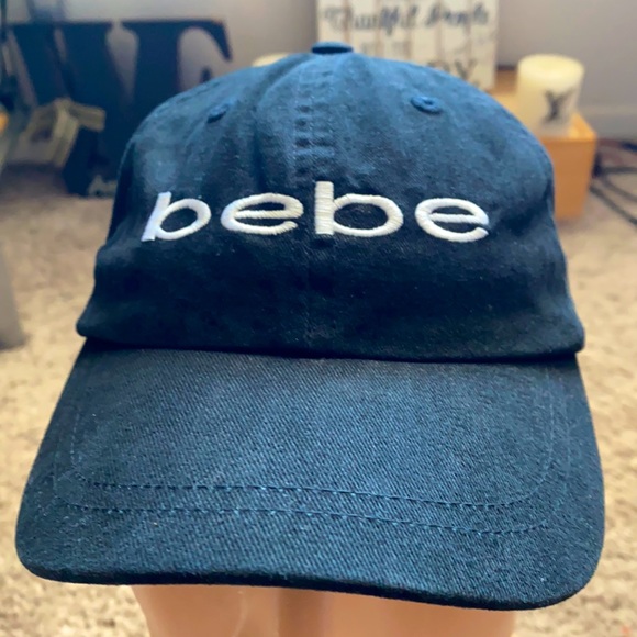 Bebe hat 🧢 - Picture 2 of 13